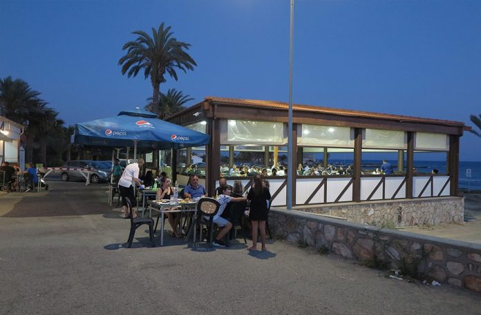 Lambros Fish Chips Kebab Tavern Dhekalia Larnaca What S On Cyprus   Front.IMG .2 696x457 